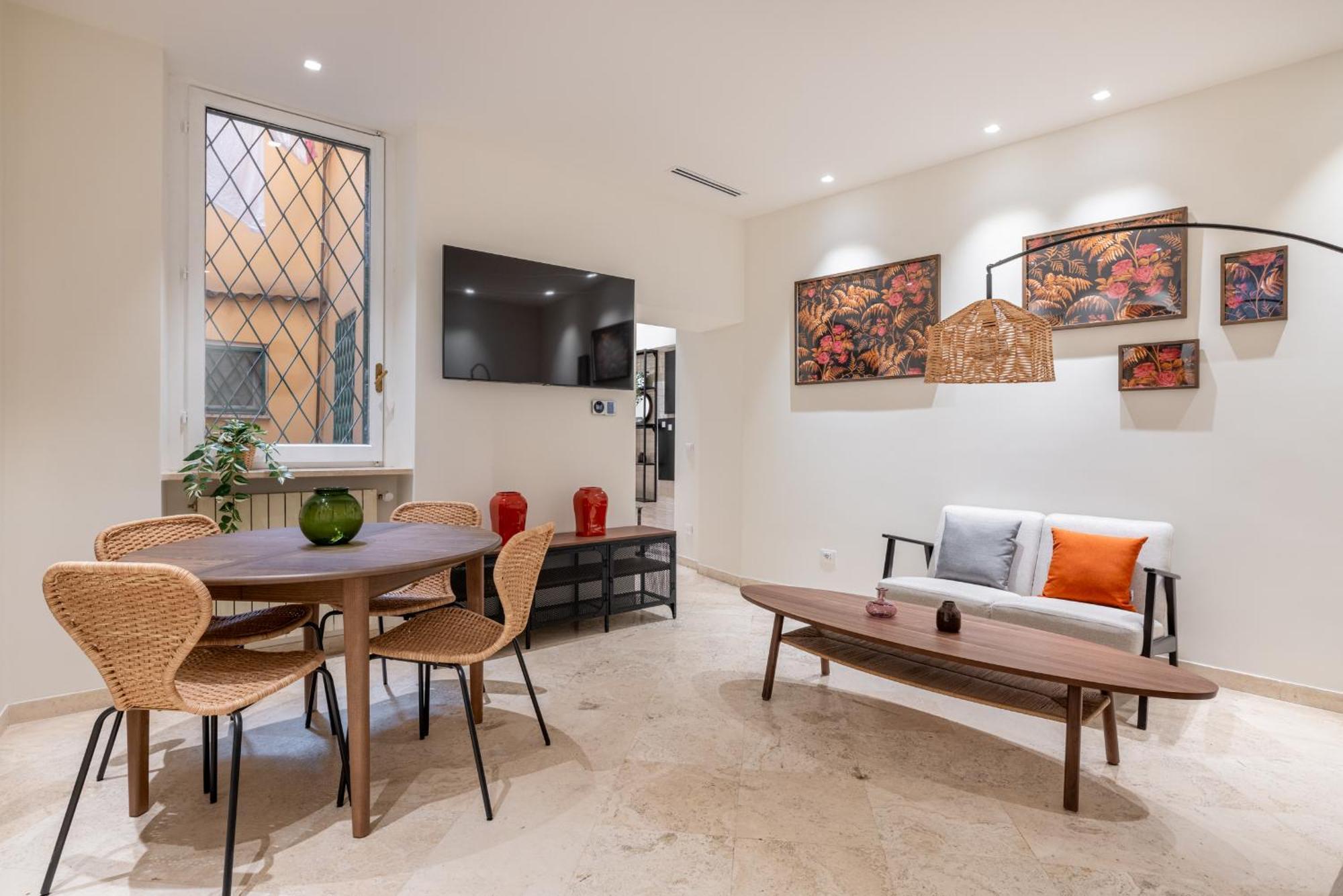 Charming 3 Bedroom In The Historic Center * Rom